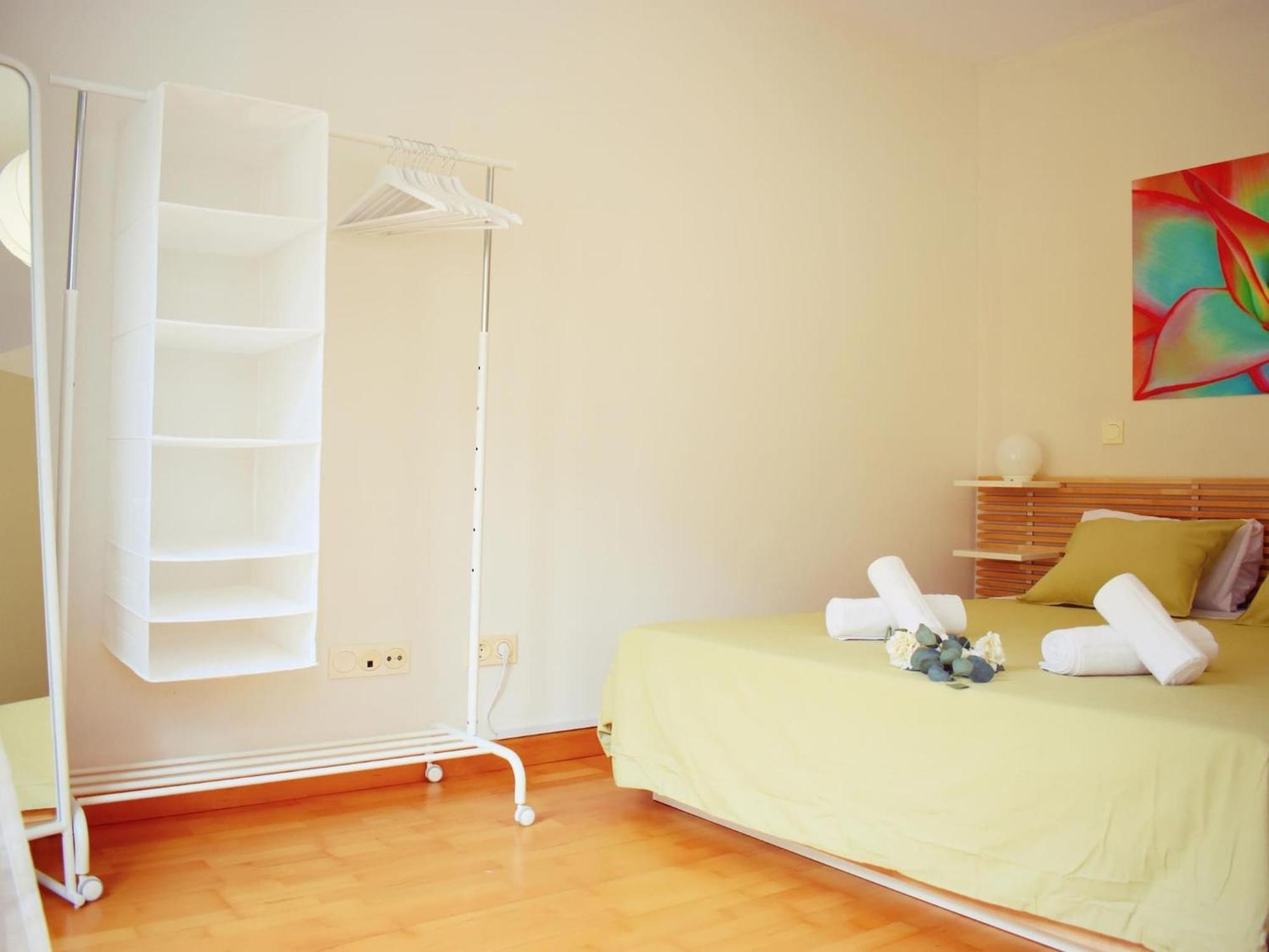 Cozy Apatment Just 10 Mins From The City Centre マラガ エクステリア 写真