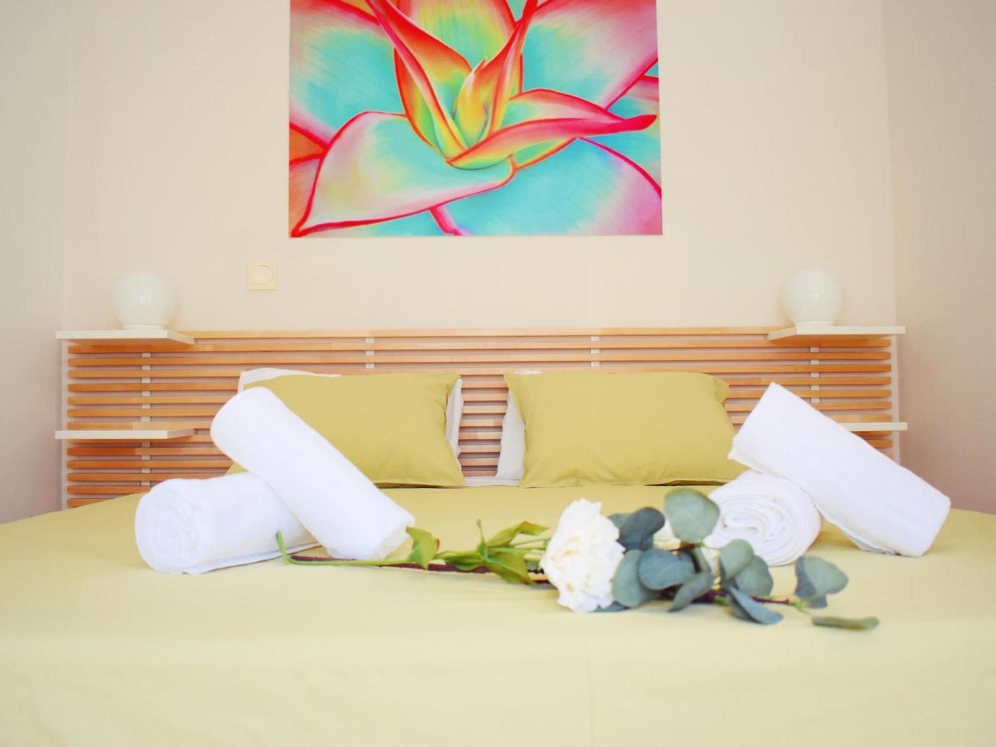 Cozy Apatment Just 10 Mins From The City Centre マラガ エクステリア 写真